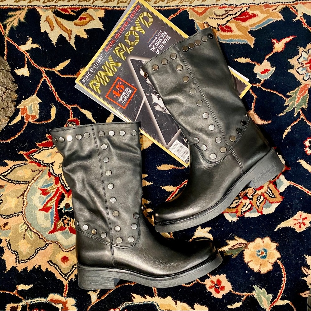 Black biker boots